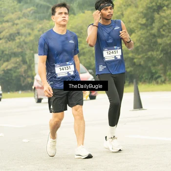 Runner Photo 7490122