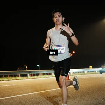 Runner Photo 7490126