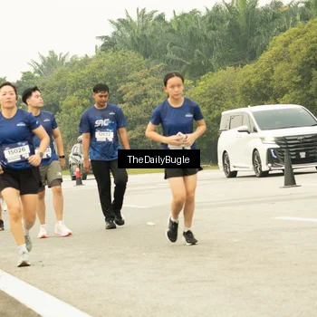 Runner Photo 7490131