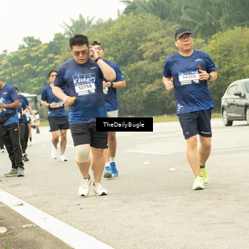 Runner Photo 7490147