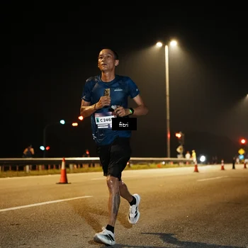 Runner Photo 7490158