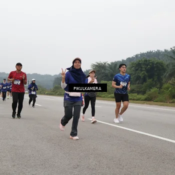 Runner Photo 7490167