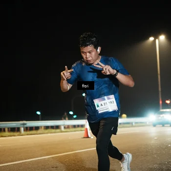 Runner Photo 7490184