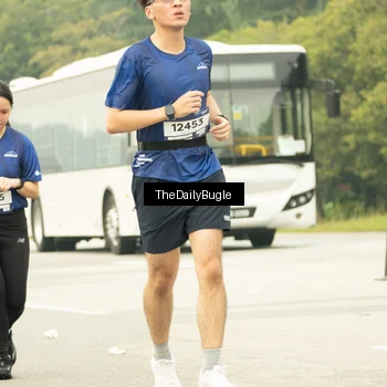 Runner Photo 7490189