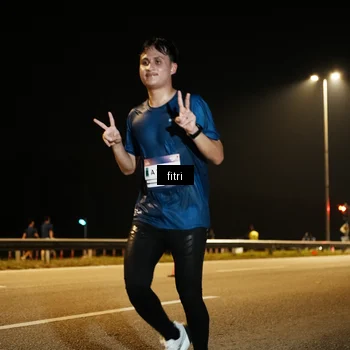 Runner Photo 7490202
