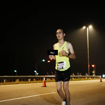 Runner Photo 7490212