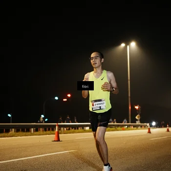 Runner Photo 7490221