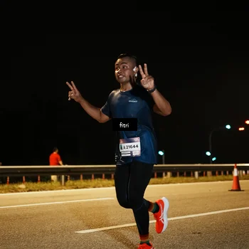 Runner Photo 7490284