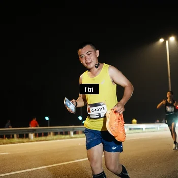 Runner Photo 7490304