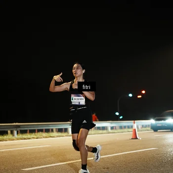 Runner Photo 7490305
