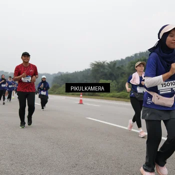 Runner Photo 7490317