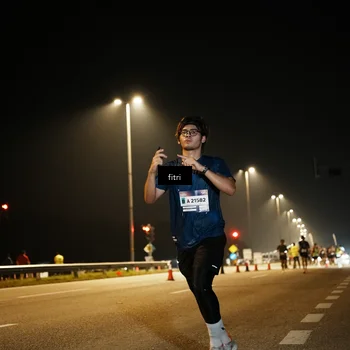 Runner Photo 7490323