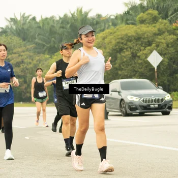 Runner Photo 7490325