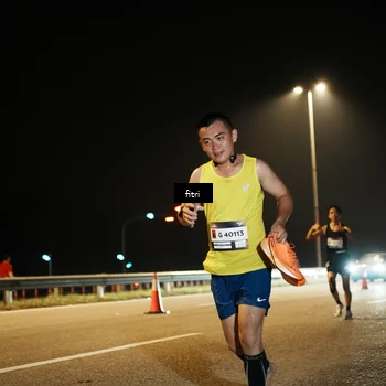 Runner Photo 7490328