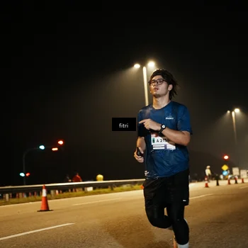 Runner Photo 7490333