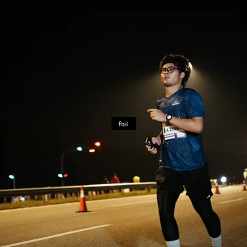 Runner Photo 7490336