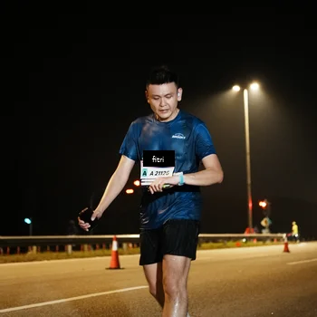 Runner Photo 7490359