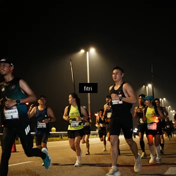 Runner Photo 7490368