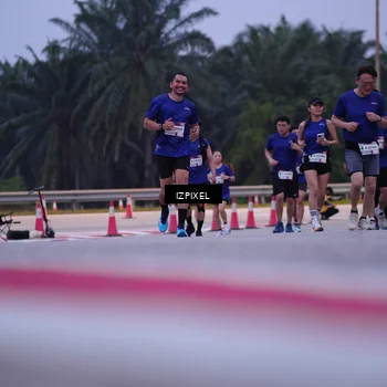 Runner Photo 7490383