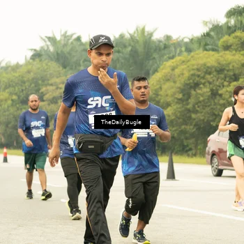 Runner Photo 7490389
