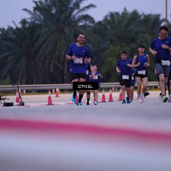 Runner Photo 7490408