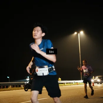Runner Photo 7490417