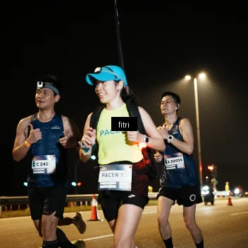 Runner Photo 7490423