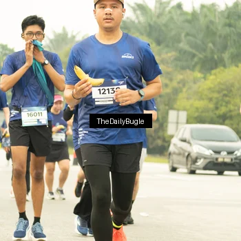 Runner Photo 7490424