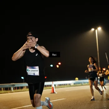 Runner Photo 7490433