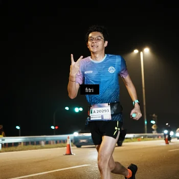 Runner Photo 7490487