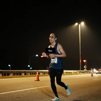 Runner Photo 7490504