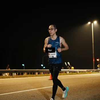 Runner Photo 7490510