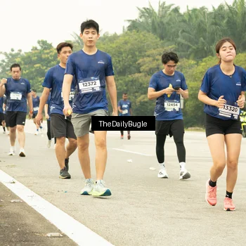 Runner Photo 7490576