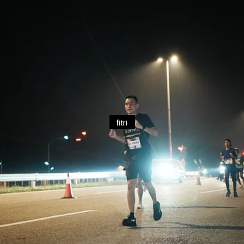 Runner Photo 7490577