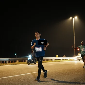 Runner Photo 7490579