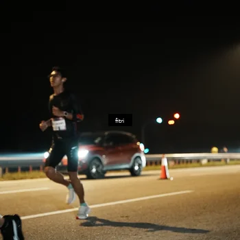 Runner Photo 7490584