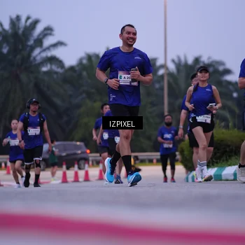 Runner Photo 7490626