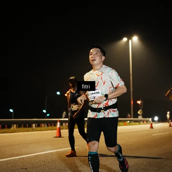 Runner Photo 7490642