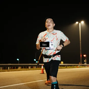 Runner Photo 7490643