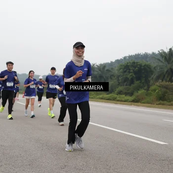 Runner Photo 7490647