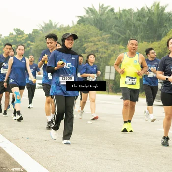 Runner Photo 7490653