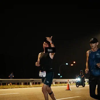 Runner Photo 7490676