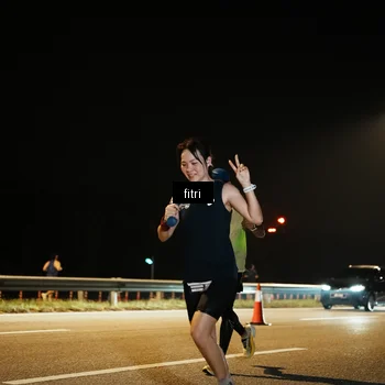 Runner Photo 7490693