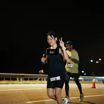 Runner Photo 7490695