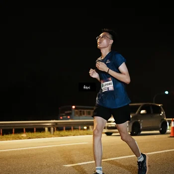 Runner Photo 7490703