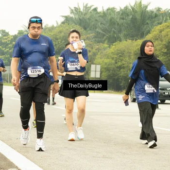 Runner Photo 7490725