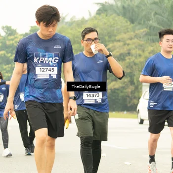Runner Photo 7490756