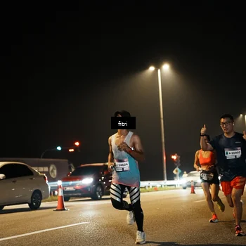 Runner Photo 7490766