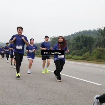 Runner Photo 7490782