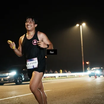 Runner Photo 7490810